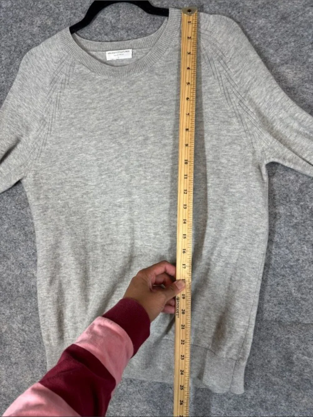 Majestic Filatures Cashmere Sweater Gray Size 2 Quiet Luxury Soft Knit